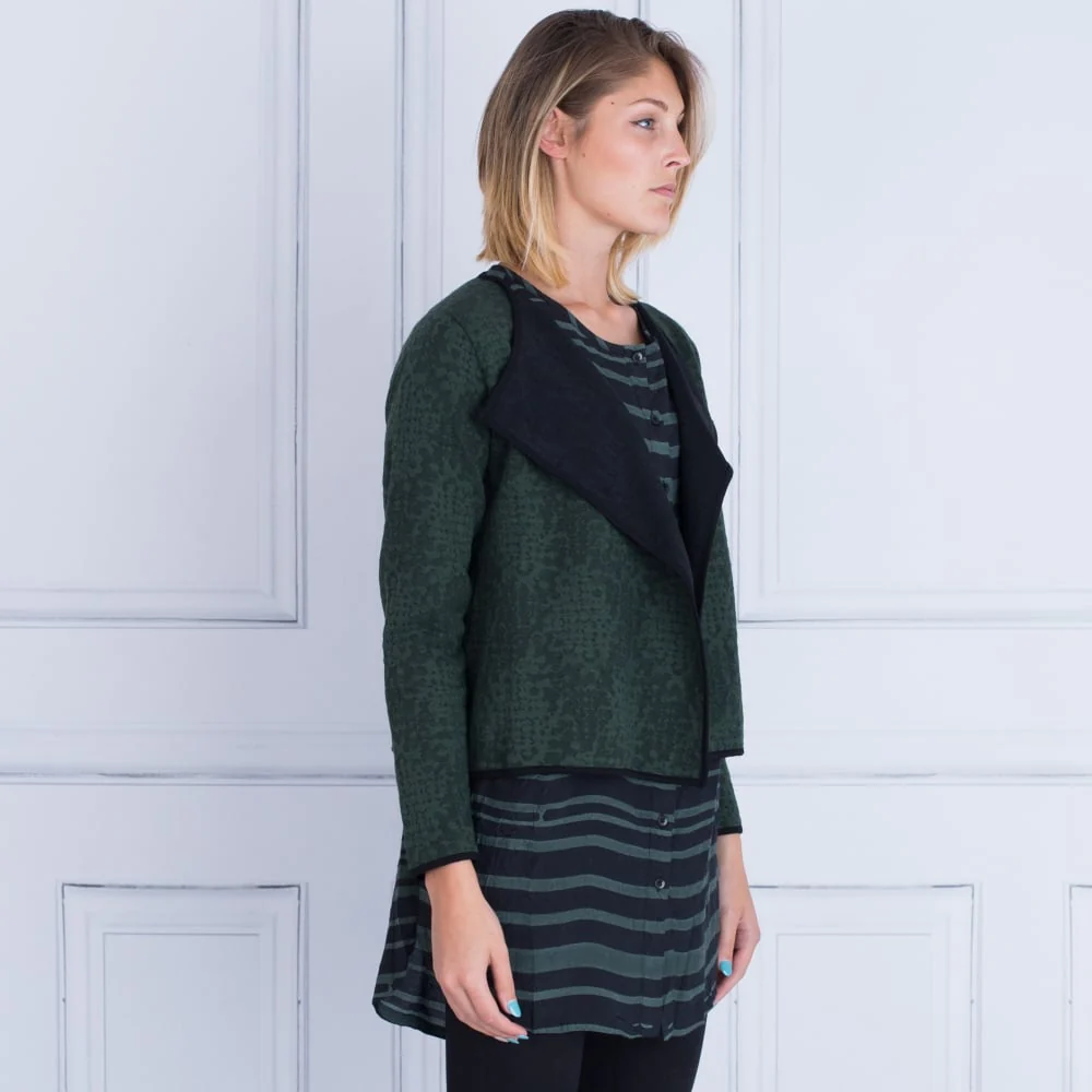 Masai Iri Jersey Jacket With Contrast Lining Black/Green - Image 4