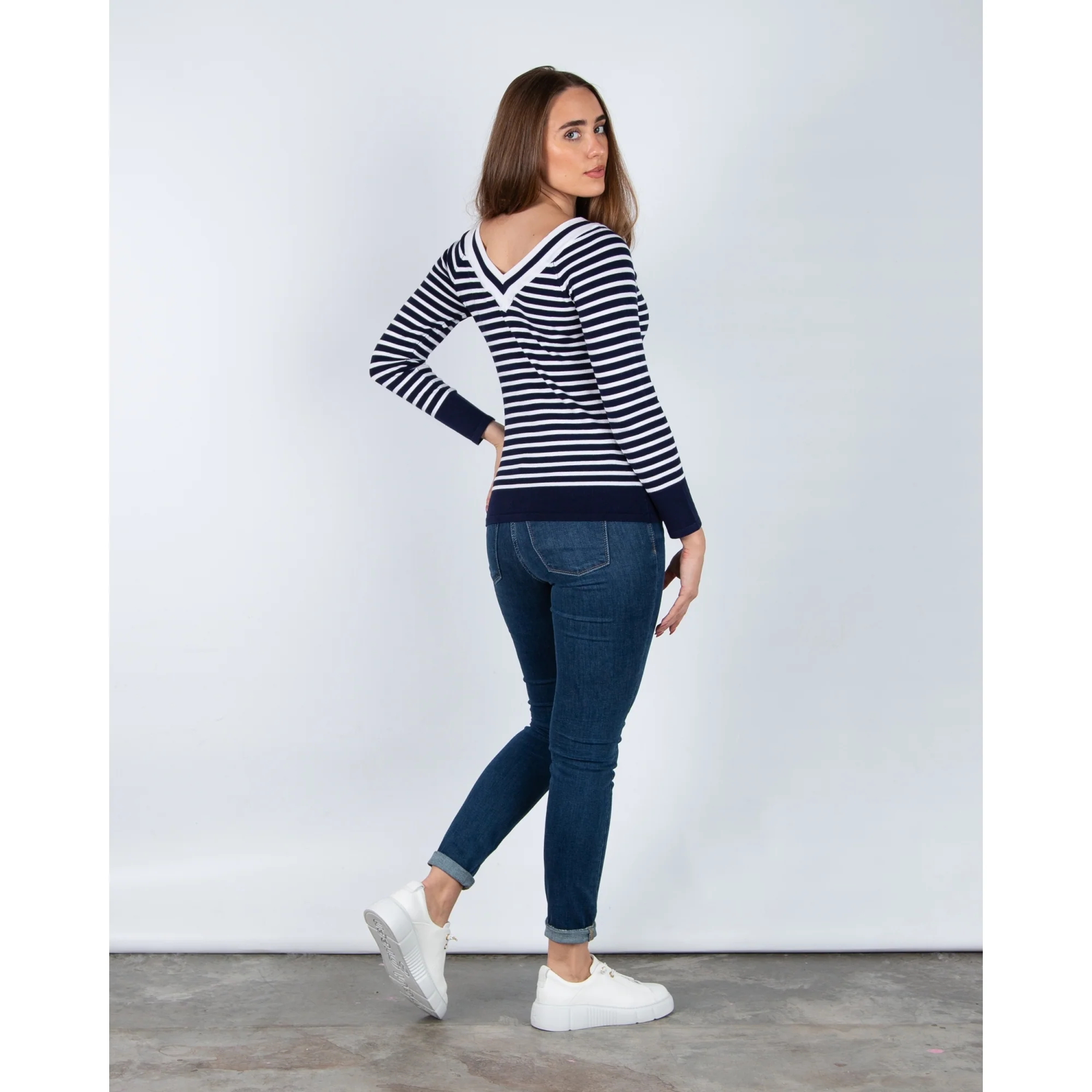 Paul Green Grained Leather Pull On Flatform Sneaker White - Image 3