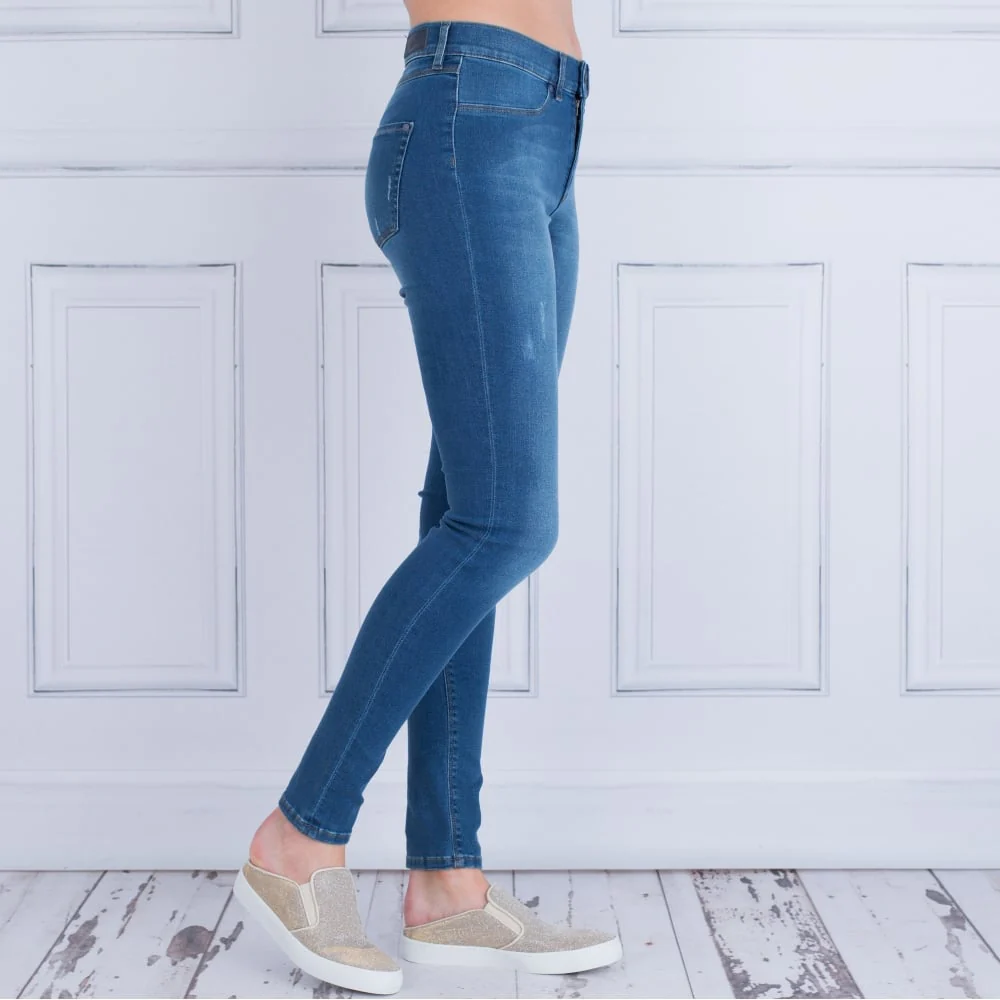 Riani Skinny Jean With Slight Distressed Detail Mid Wash Denim - Image 3