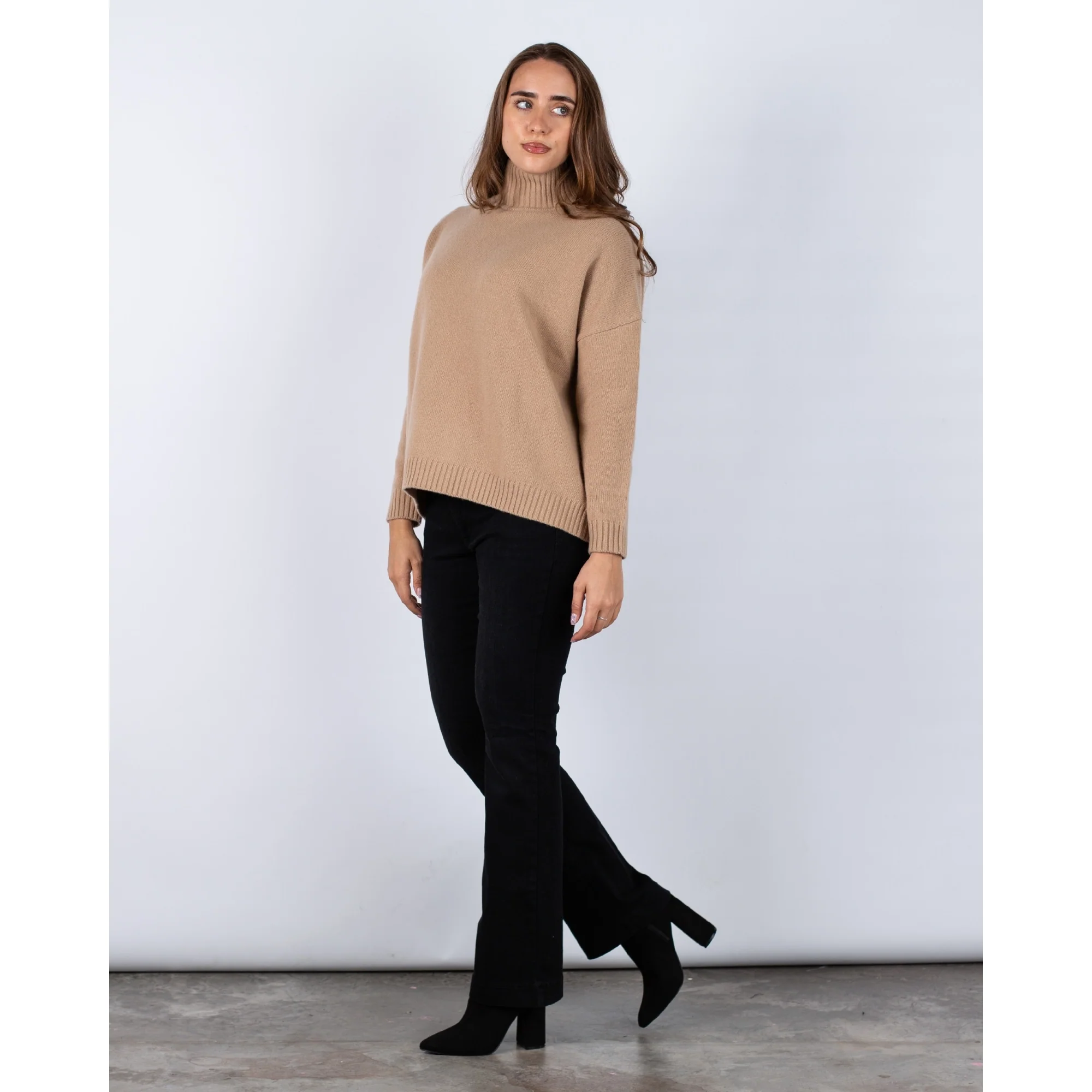 Weekend By Maxmara Borgia Turtle Neck Loose Bodied Knit Wool Jumper Camel 005 - Image 5